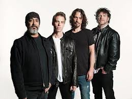 Soundgarden v novém klipu řádí na segwayích